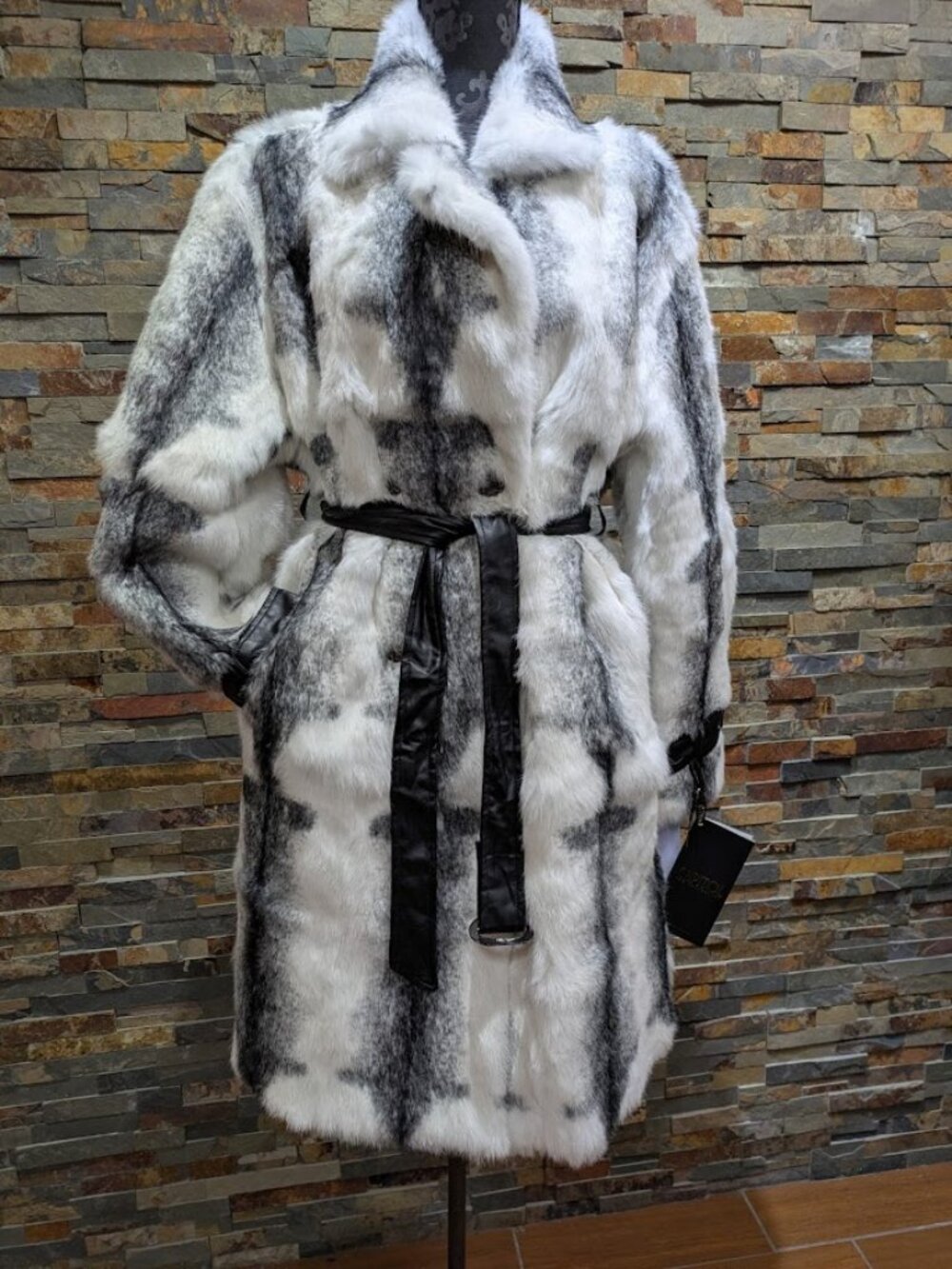 NWT Cross Mink Dyed Real Rabbit fur Coat XXL with belt and decorative butttons